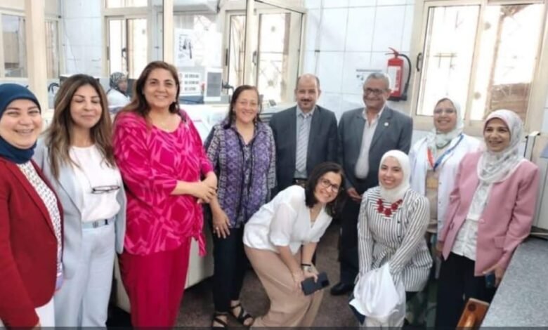 فريق البحث بمعامل قصر العيني